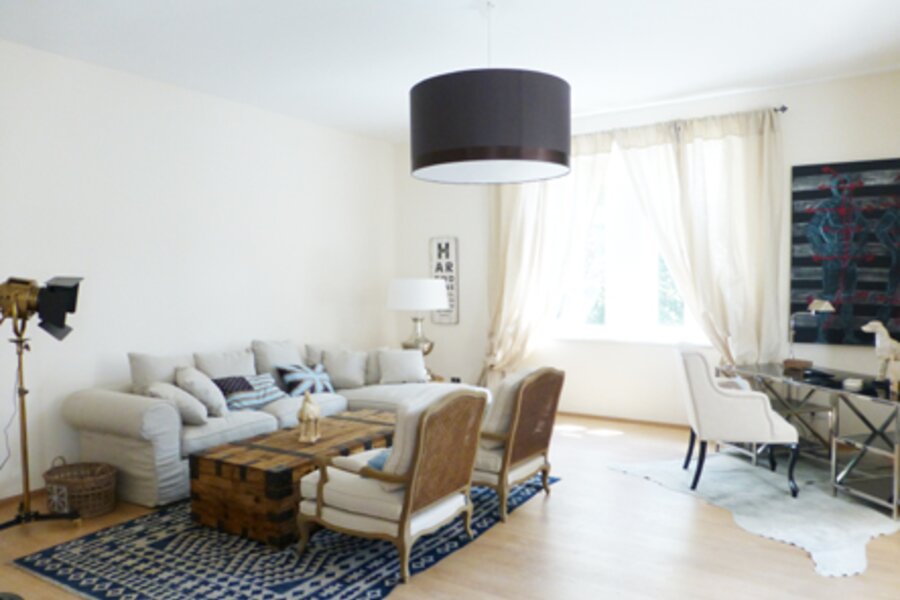 Living room with desk - Luxury Apartment Vienna - Living room with desk