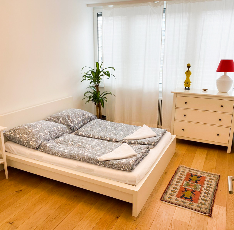 Queen Size Bed Queen Size Bed