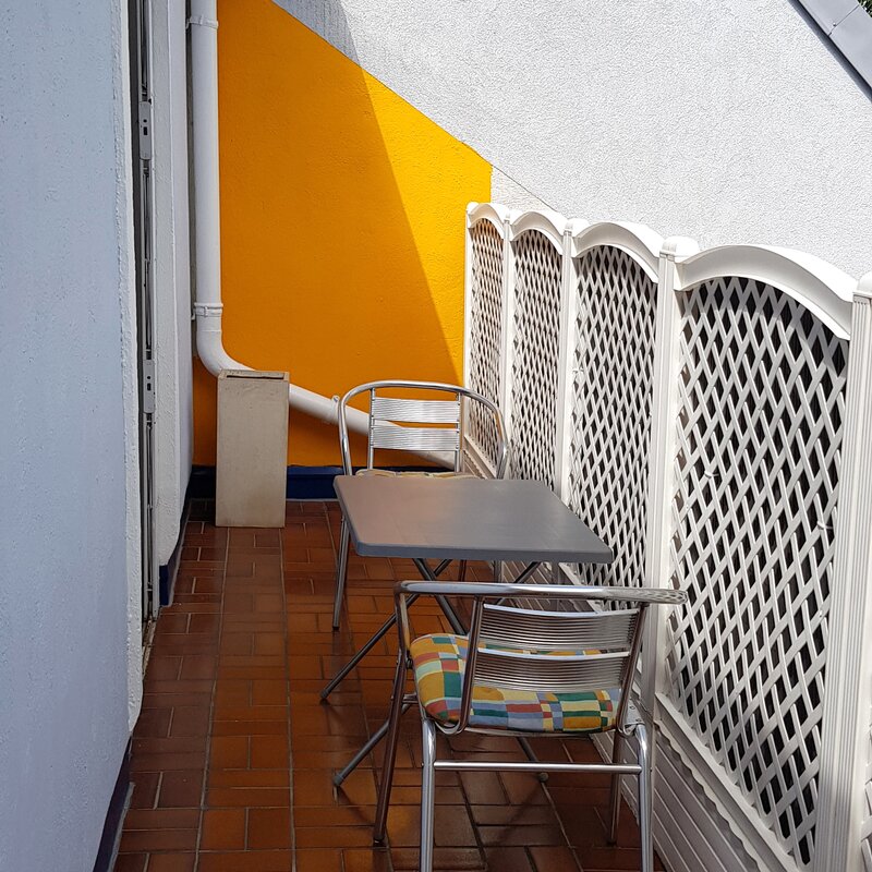 balcony 2