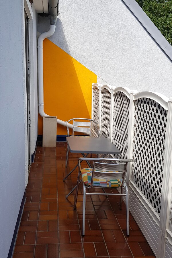 balcony 2