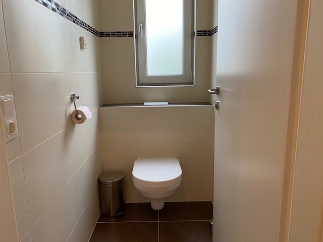 WC | © by Bernadette