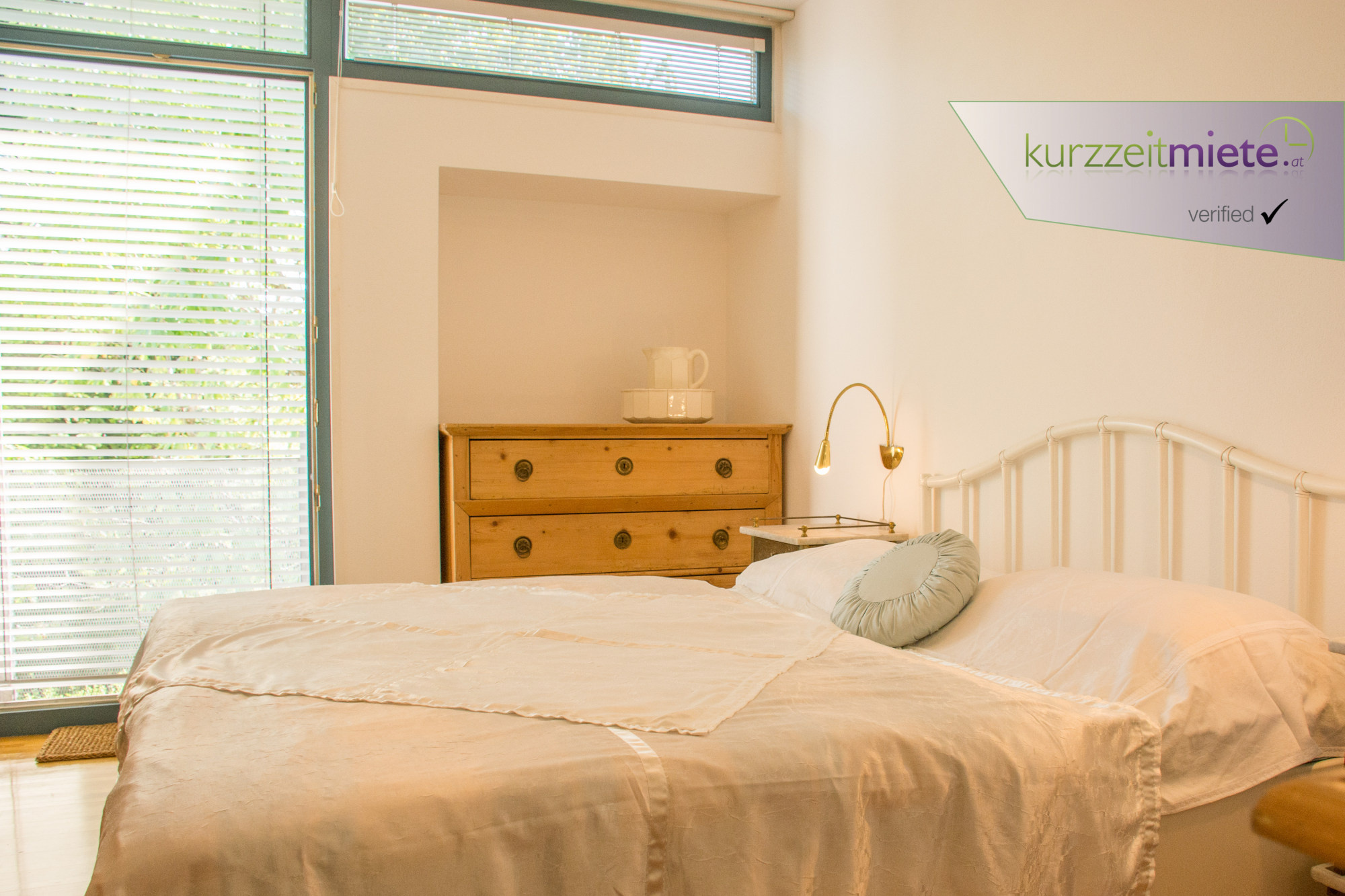 Doublebed,door to the balcony