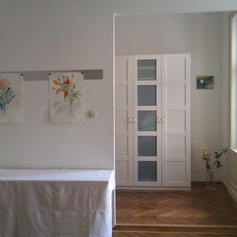 view from the living room to the bed room