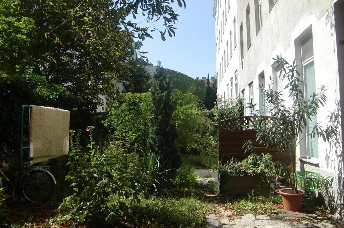 Hinterhof, Fensterlage