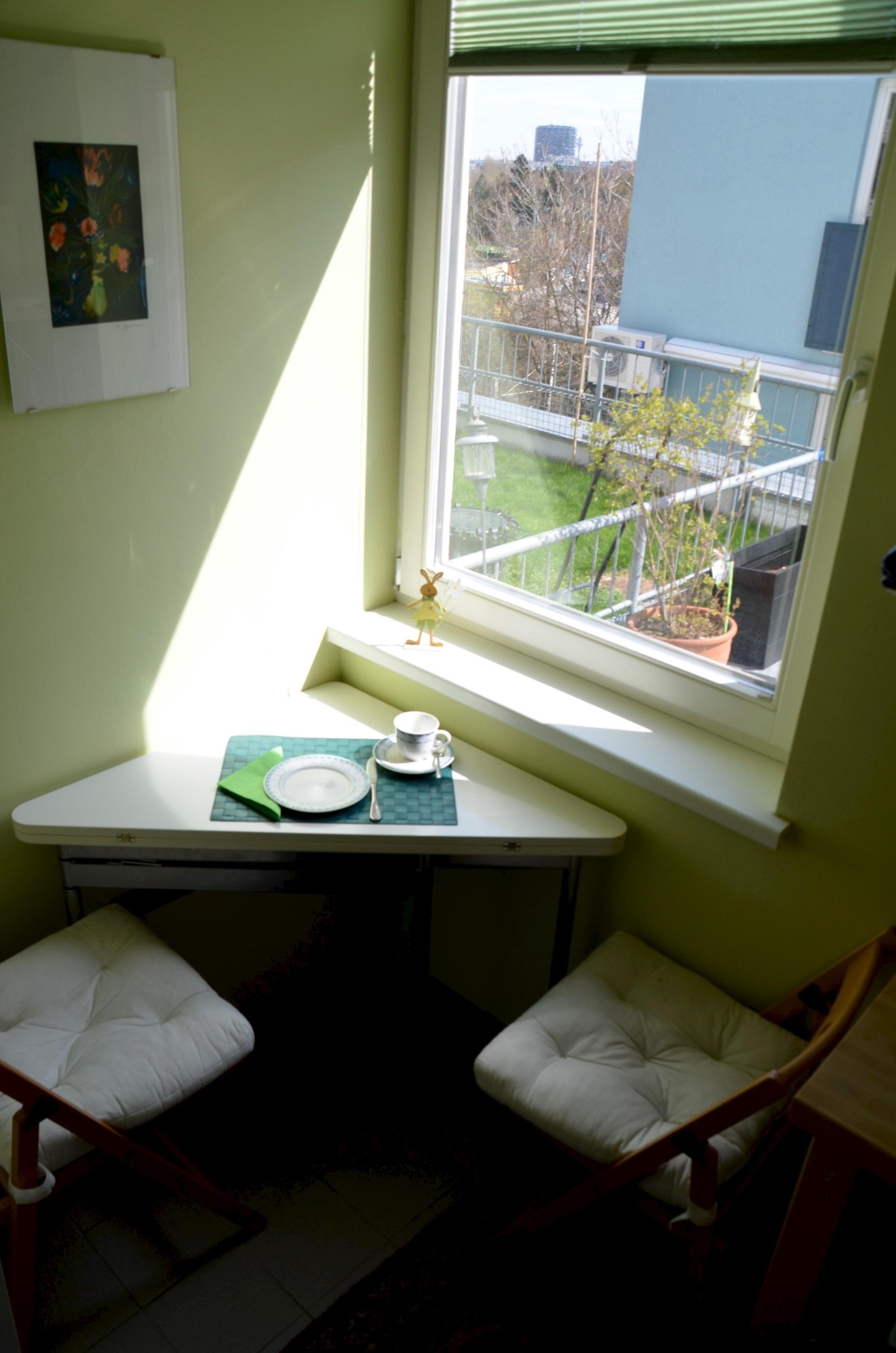 kleine Essecke beim Fenster richtung Osten | © lausecker