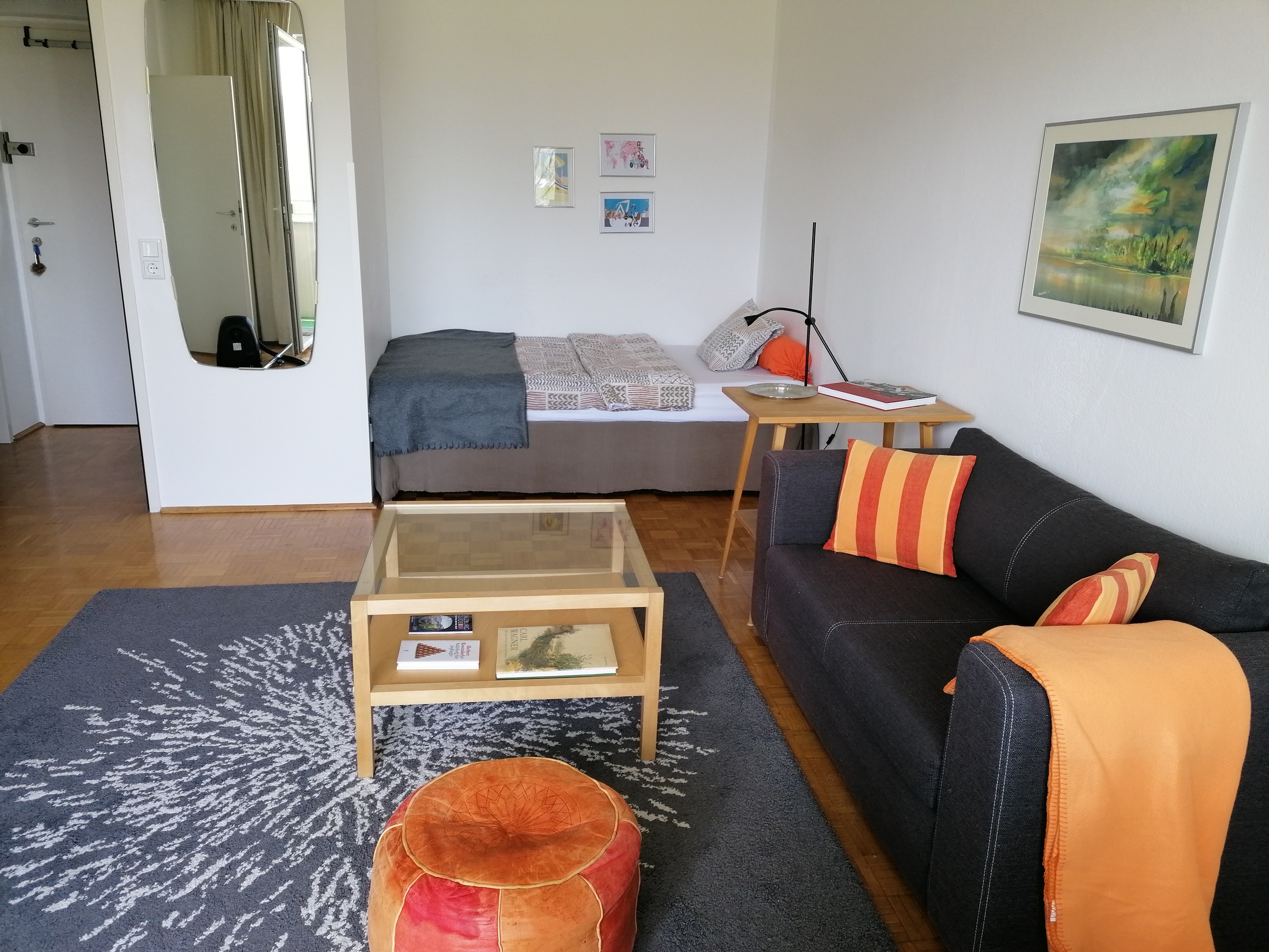 Wohnraum mit Schlafnische