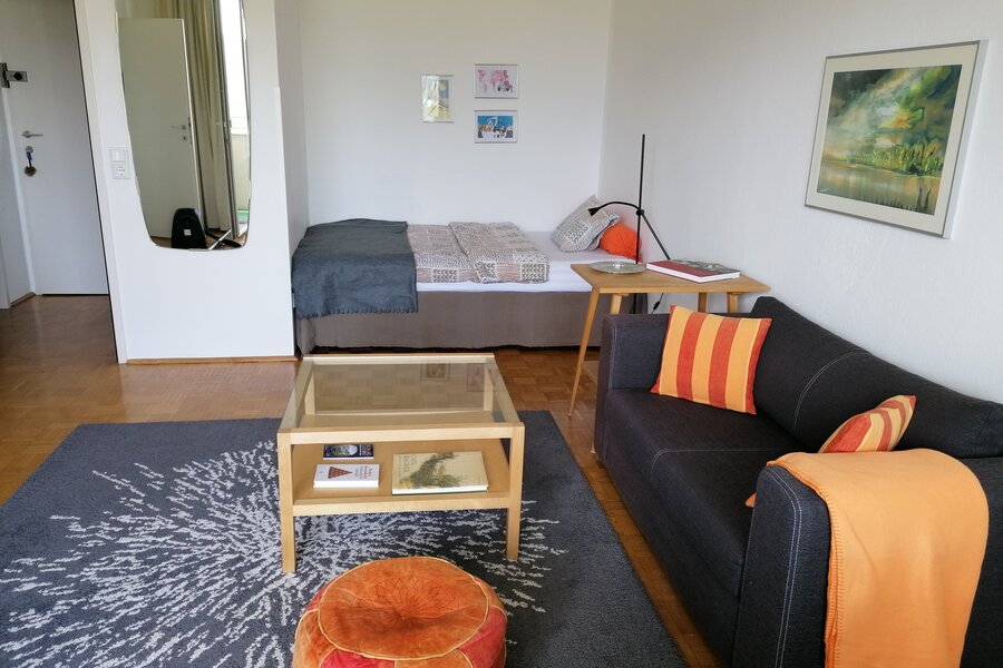 Wohnraum mit Schlafnische