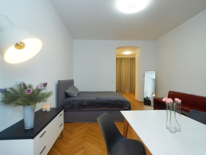 Schlafzimmer/Wohnraum