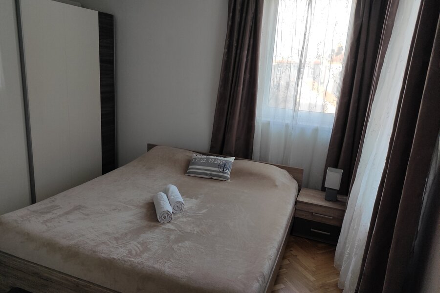 small bedroom