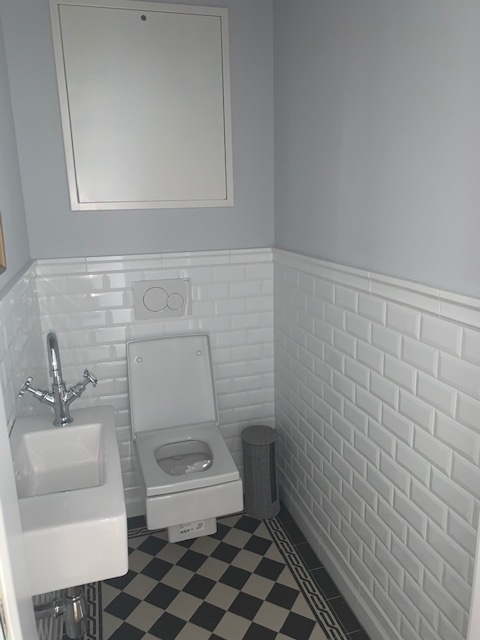 Toilet