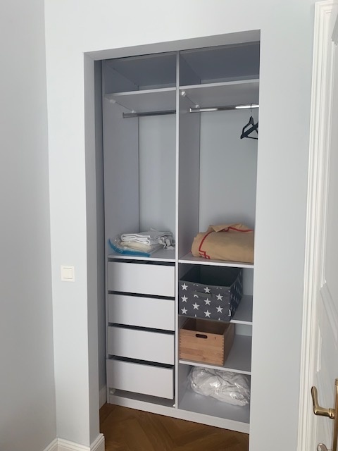 Walk-in-closet. in the bedroom