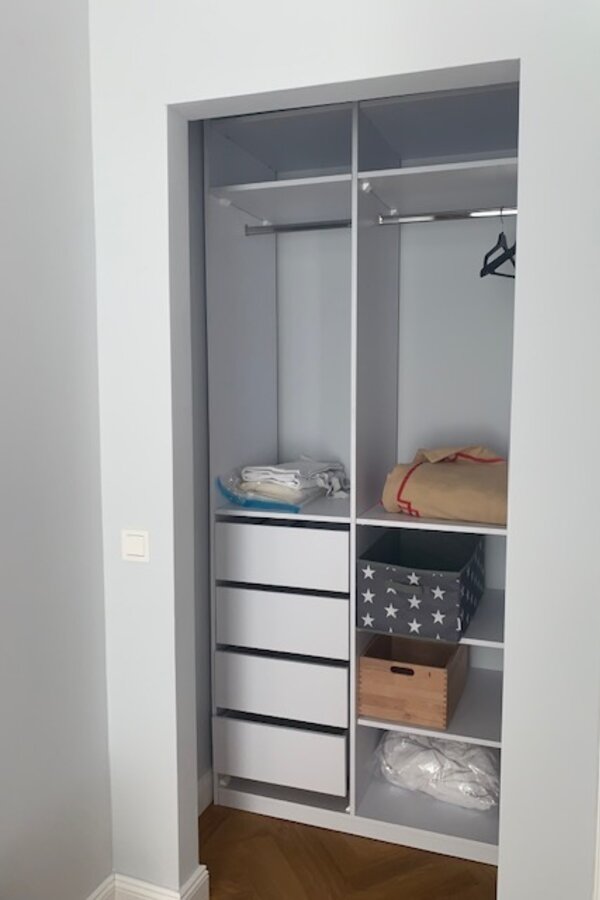 Walk-in-closet. in the bedroom