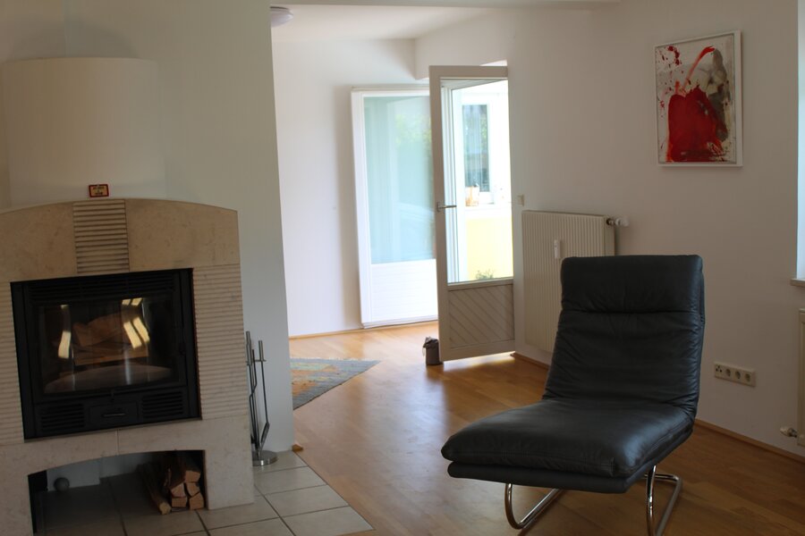 Wohnraum mit Blick zur Gatentür