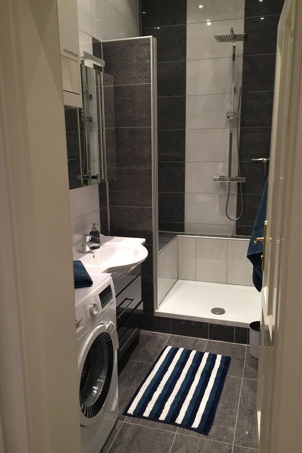 Bathroom  | © rl