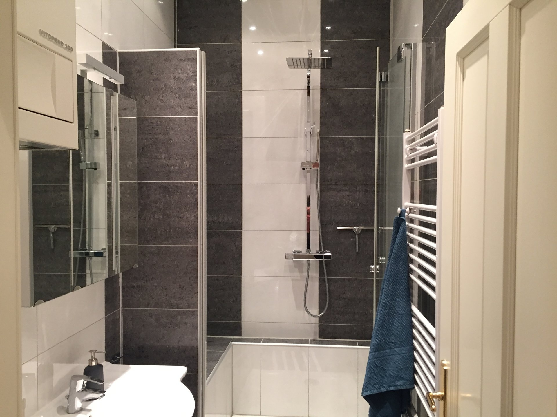 Bathroom  | © rl