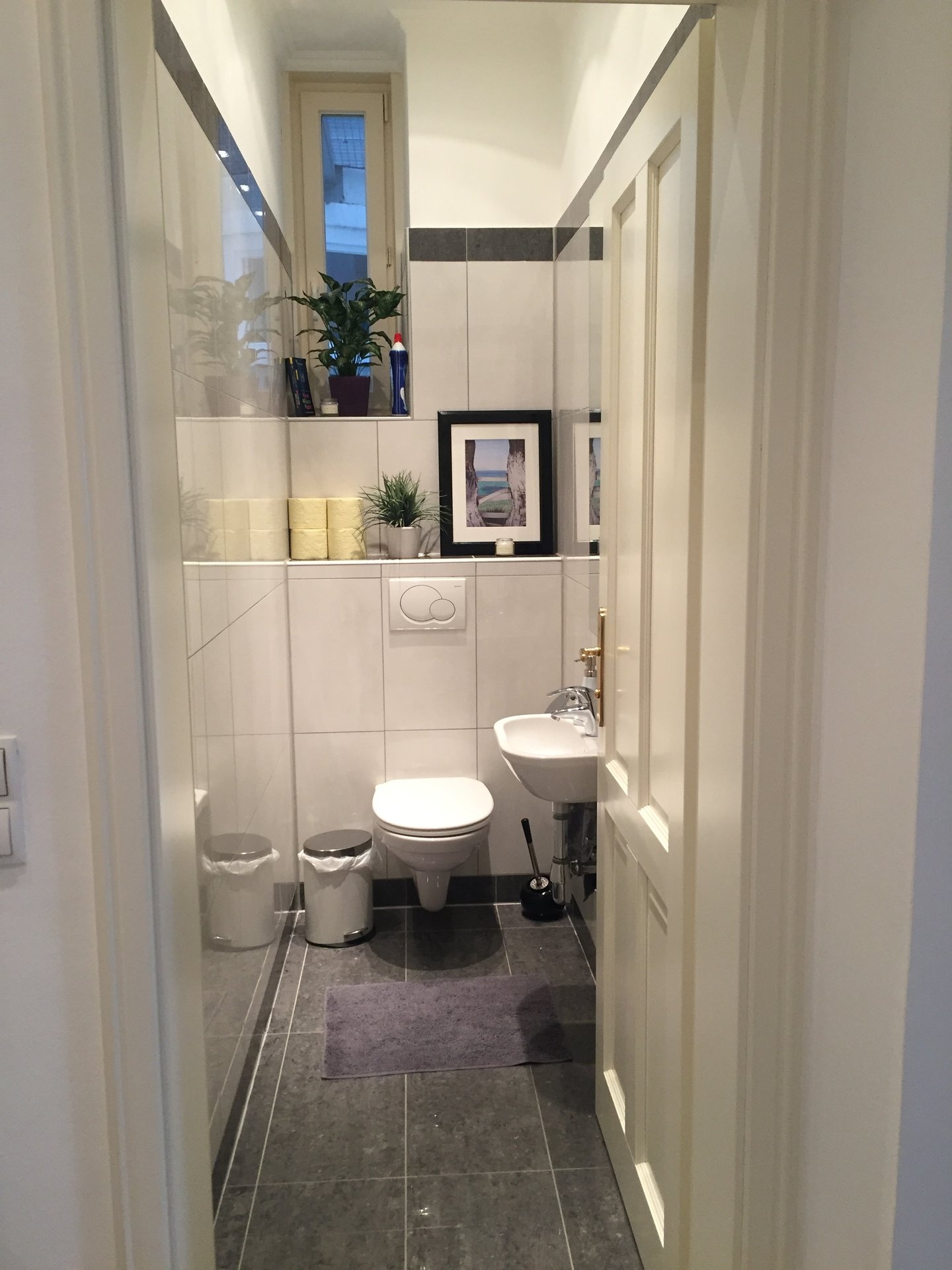 Toilet  | © rl