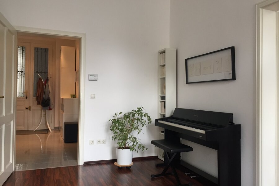 With Piano - for little Mozarts  | © rl