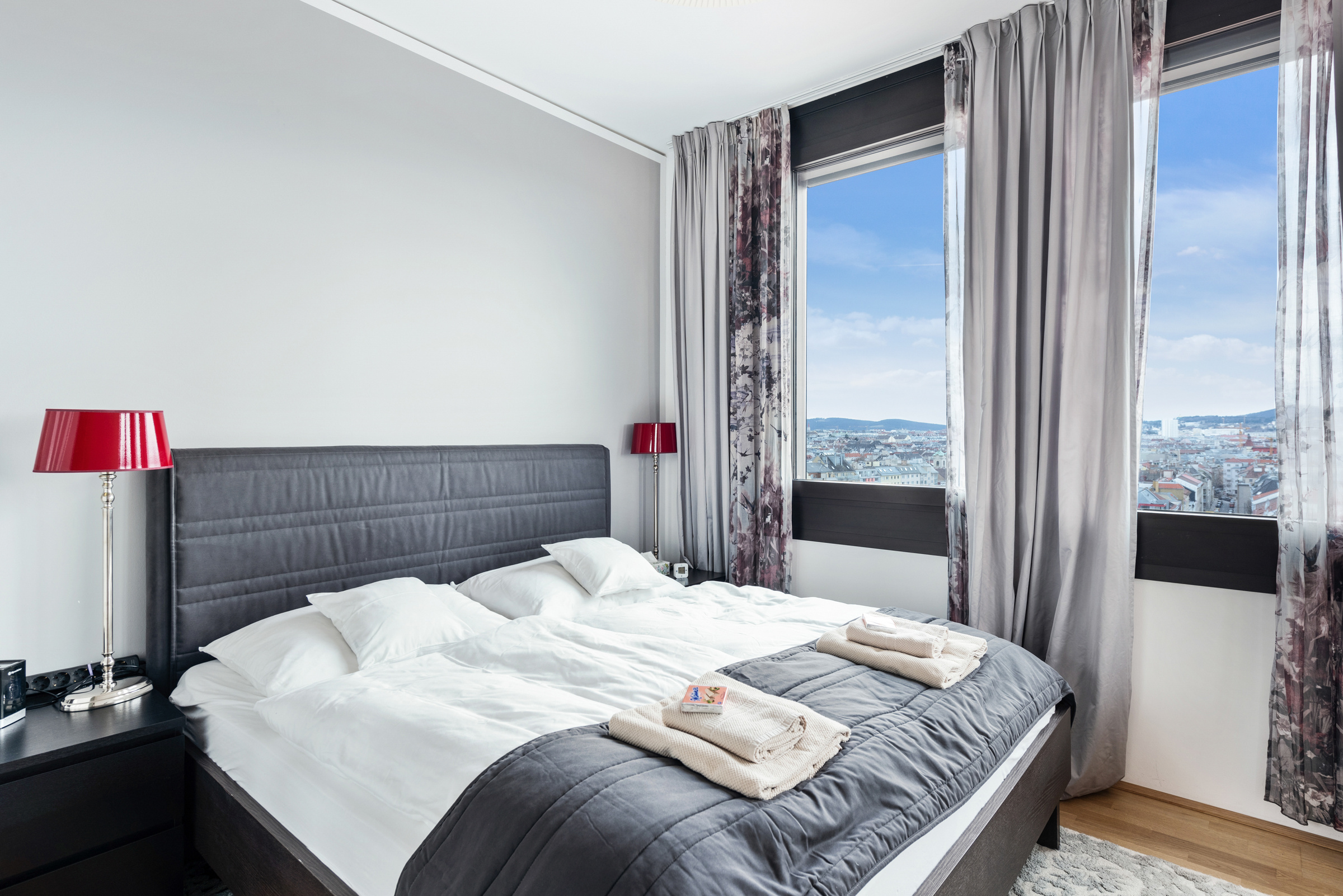 Vienna West View Sleeping room 1 | © Skyflats Vienna