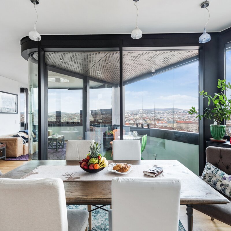 Vienna West View Living Room | © Skyflats Vienna