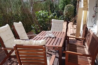Cosy diningtable on sunny terracce