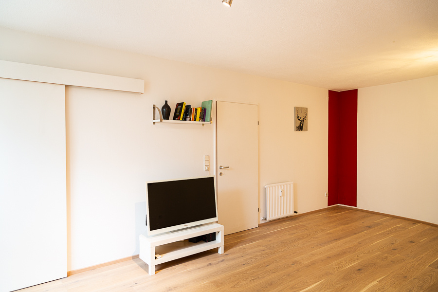 TV with Netflix, Amazon Prime | © BenRan