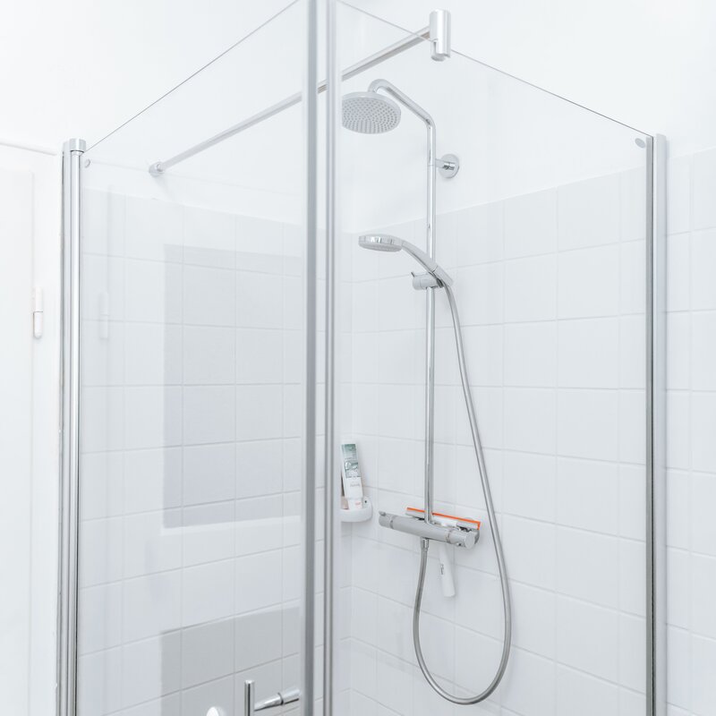 Wählen Sie zwischen normaler Dusche und der Regendusche!