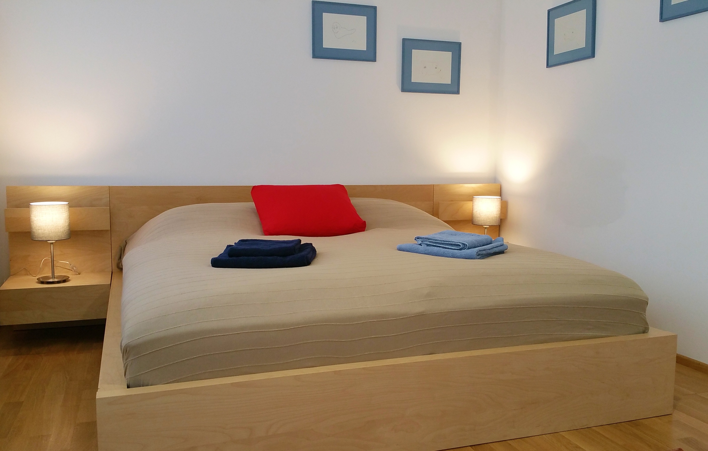 Bedroom - bed 180 x 200 cm