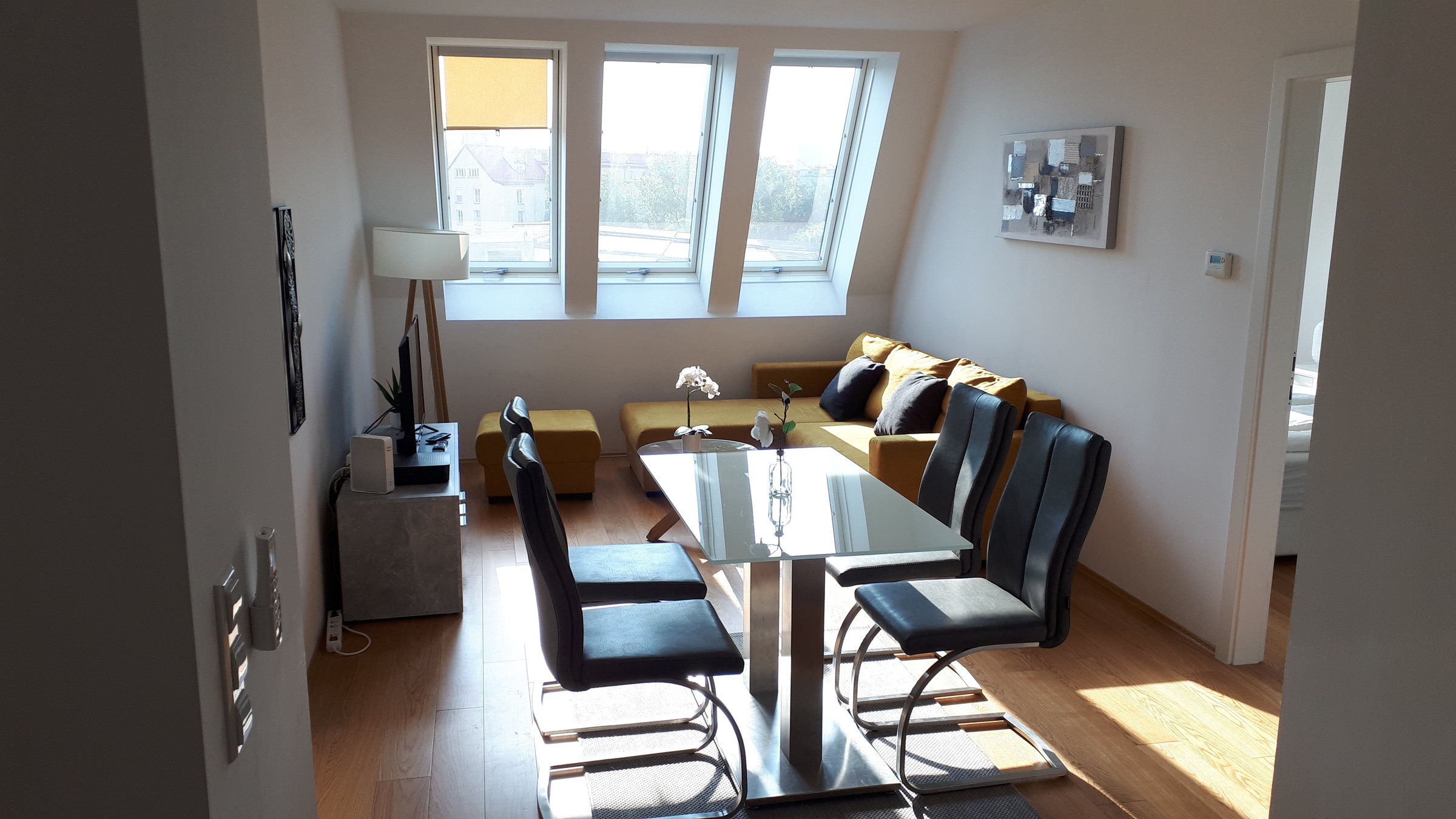 Room with separate climate control