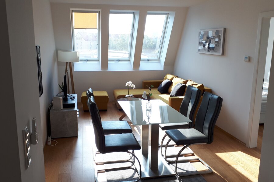 Room with separate climate control