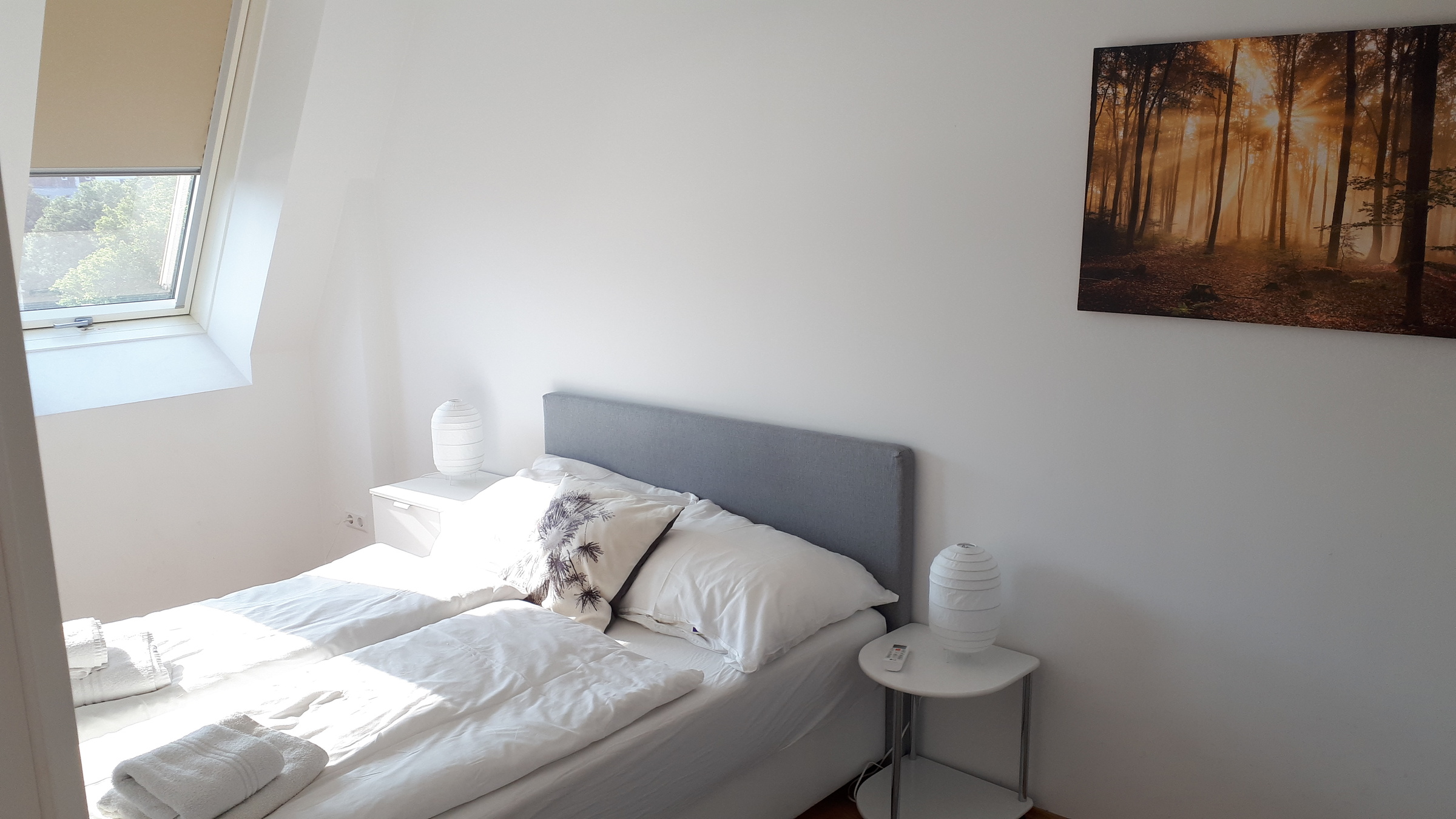 Room with separate climate control