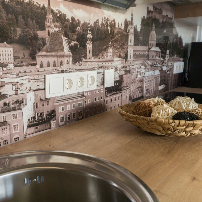mit Salzburg Rückwand
