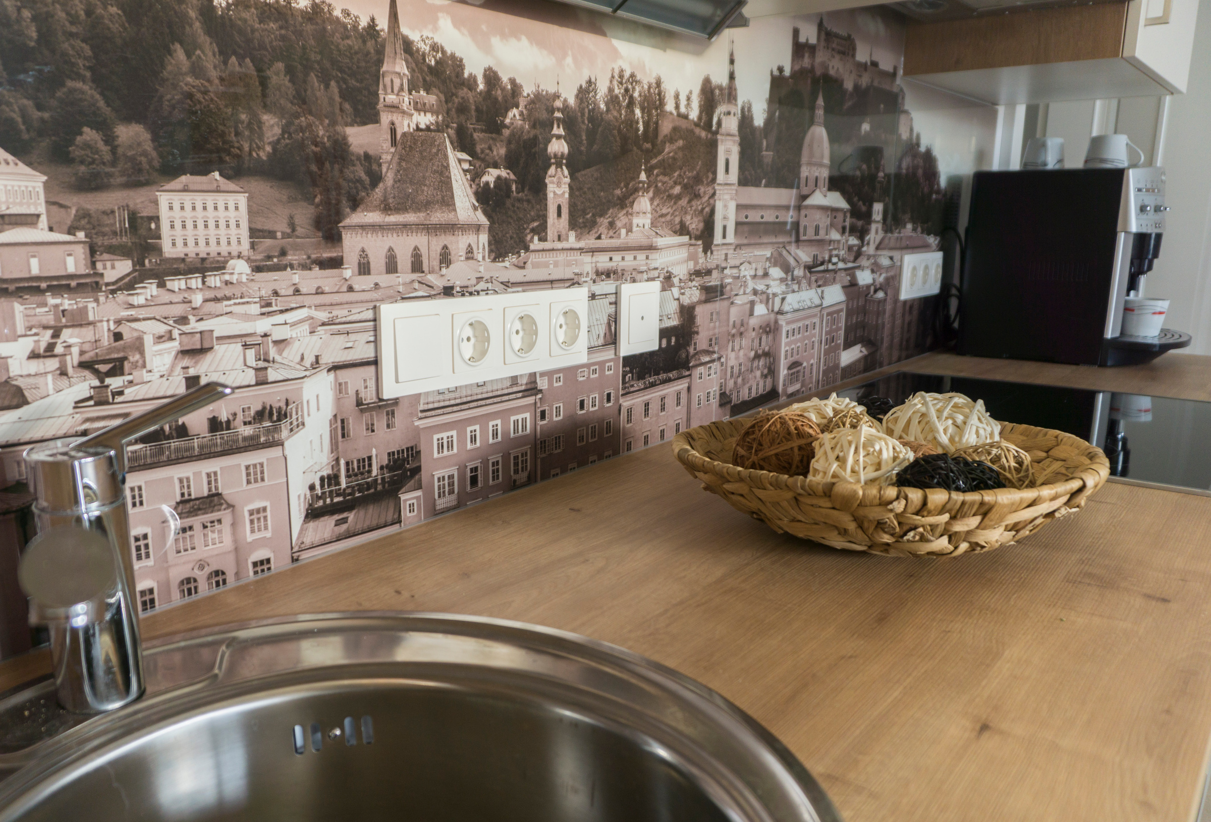 mit Salzburg Rückwand