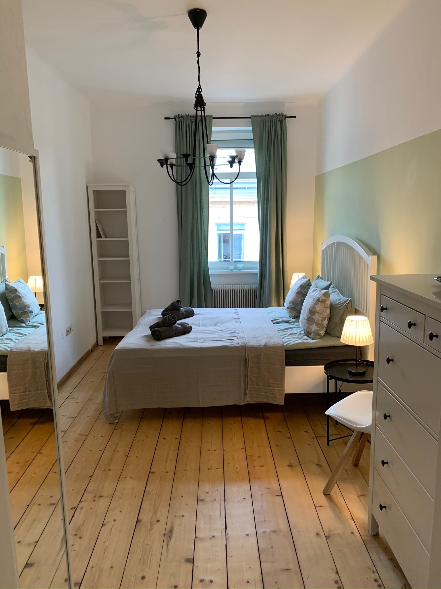 Second bedroom 