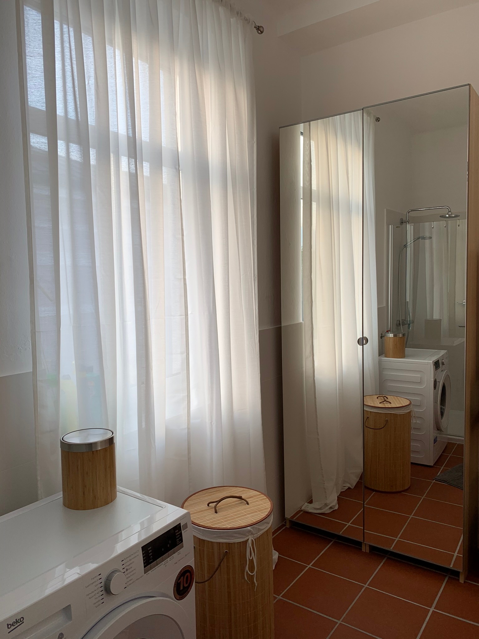 The bathroom 