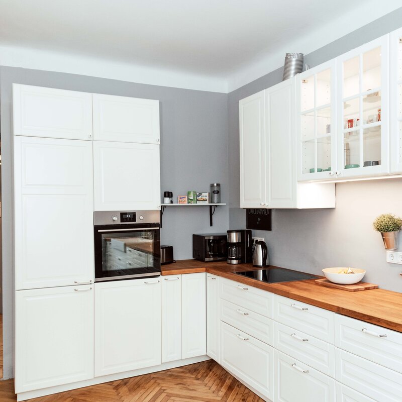 The eat-in kitchen 