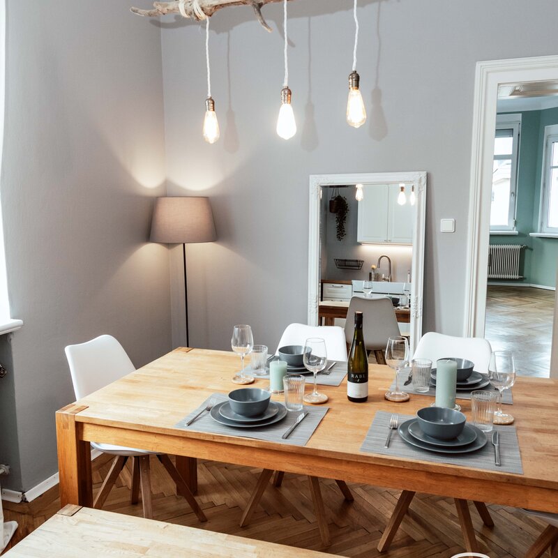 The eat-in kitchen 