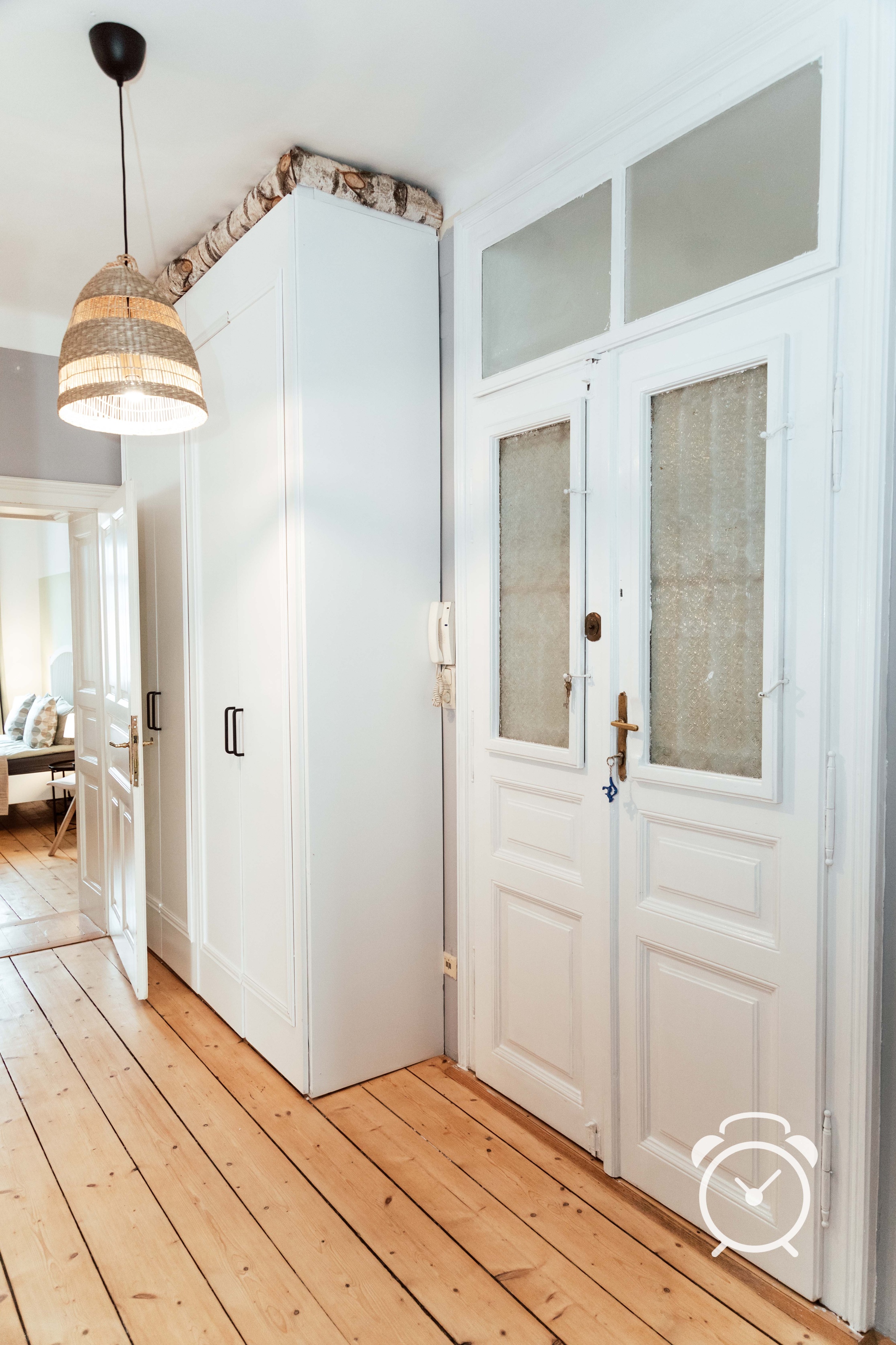 The anteroom 
