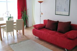 2-Zimmer Wohnung, lichtdurchflutet, sonnig, ruhige Toplage