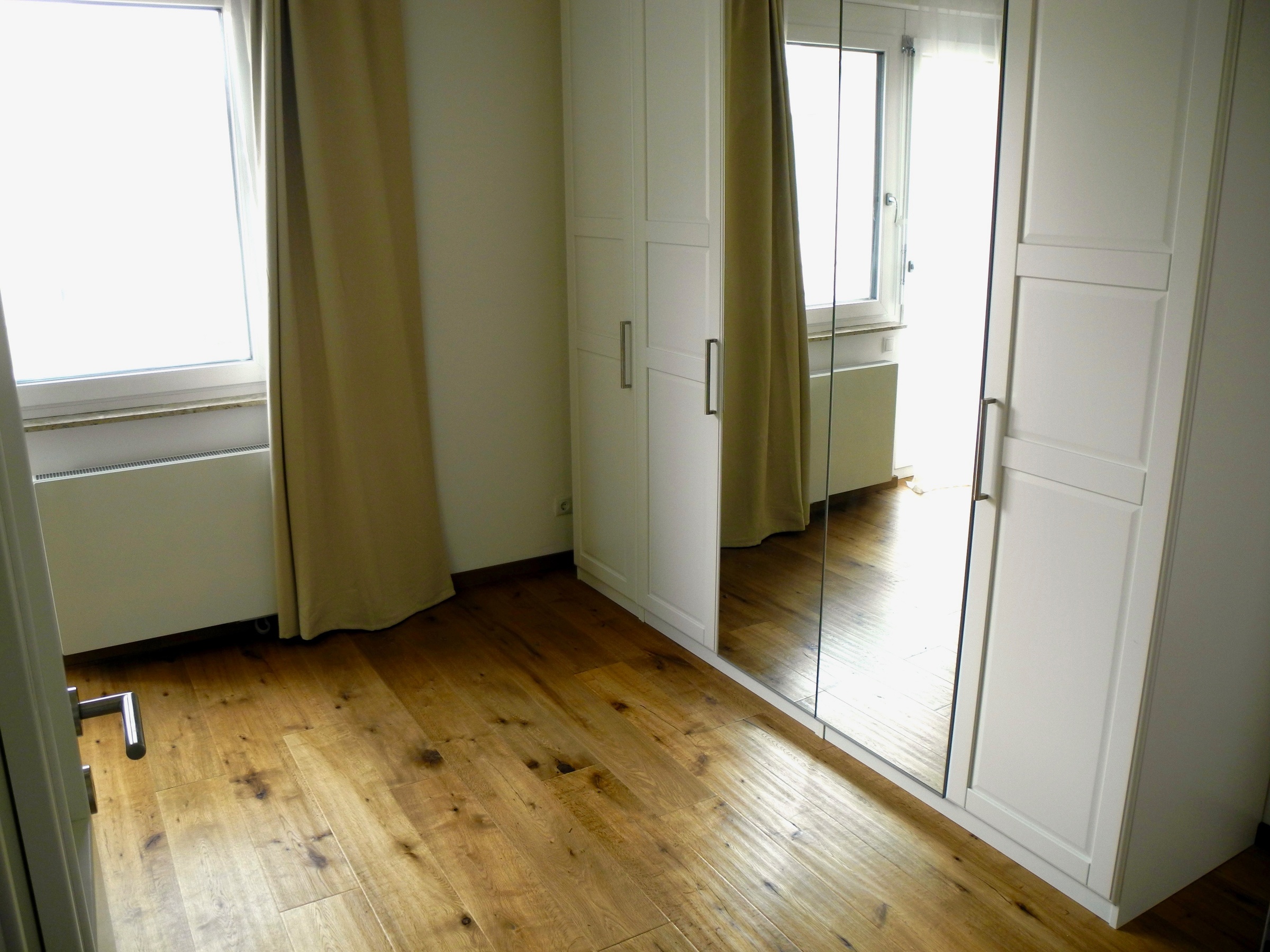 Workspace with closet | © Tillbert Strahl