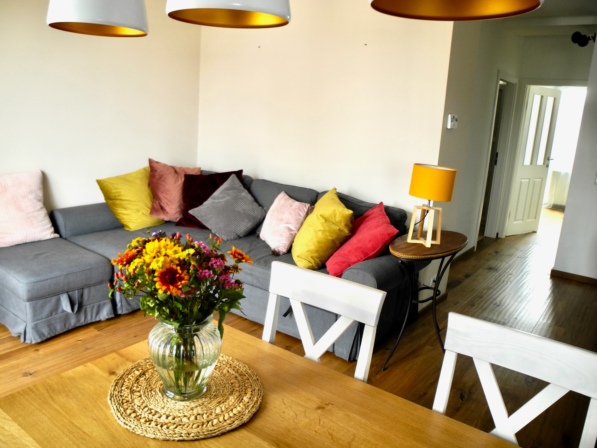 living room with couch | © Tillbert Strahl