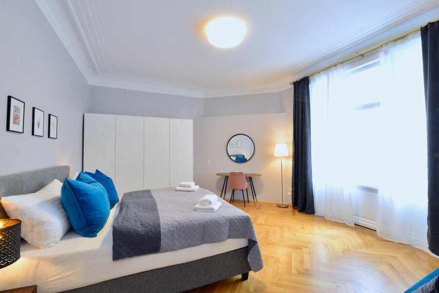 Master-Bedroom links