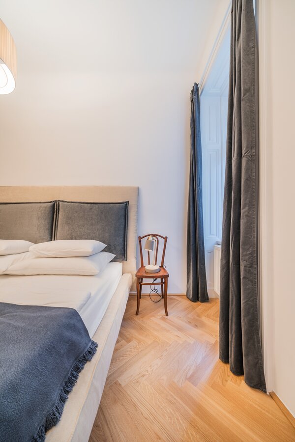 COSY SLEEPING ROOM