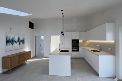 Bright 1-room apartment with open designer kitchen – short-term rental & temporary housing for 1 to 6 months in Vienna